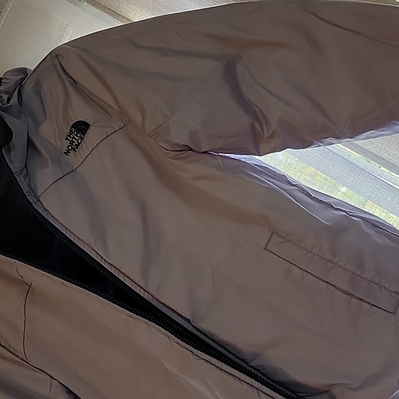 The North Face Luna 550 Girls Reversible - Picture 6 of 6